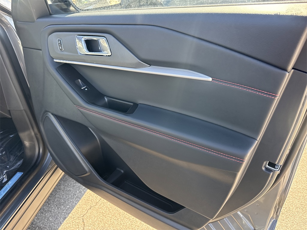 Used 2026 Ford Explorer ST-Line - photo 28