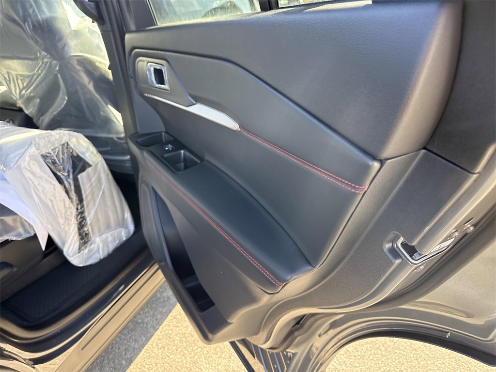 Used 2026 Ford Explorer ST-Line - photo 30