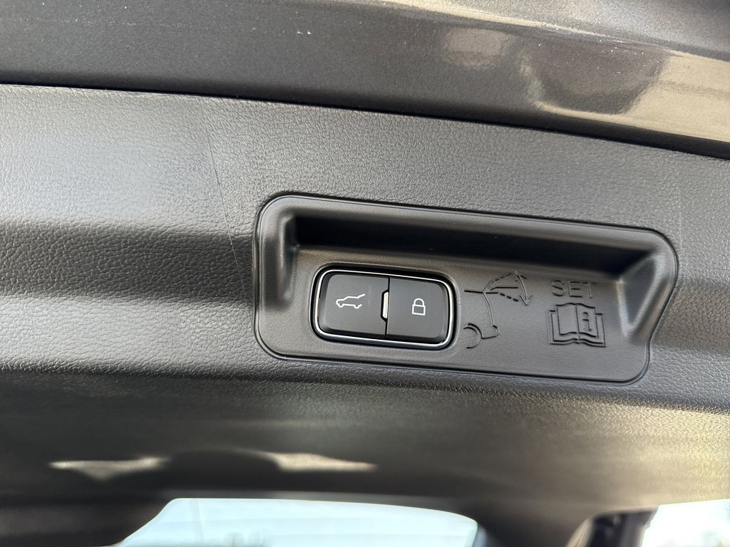 Used 2026 Ford Explorer ST-Line - photo 32