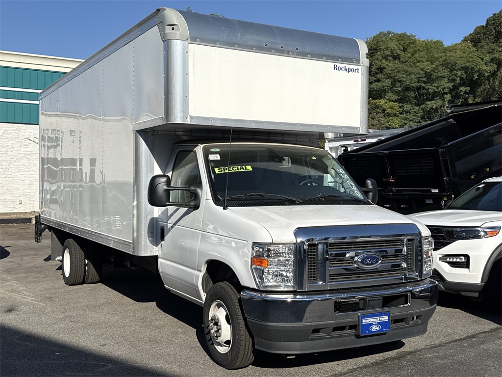 New 2024 Ford E-450 - photo 1