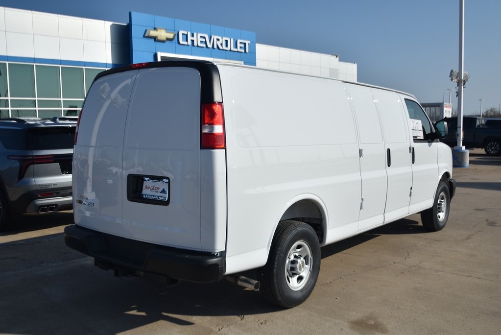 New 2026 Chevrolet Express 2500 Empty Cargo Van - photo 4