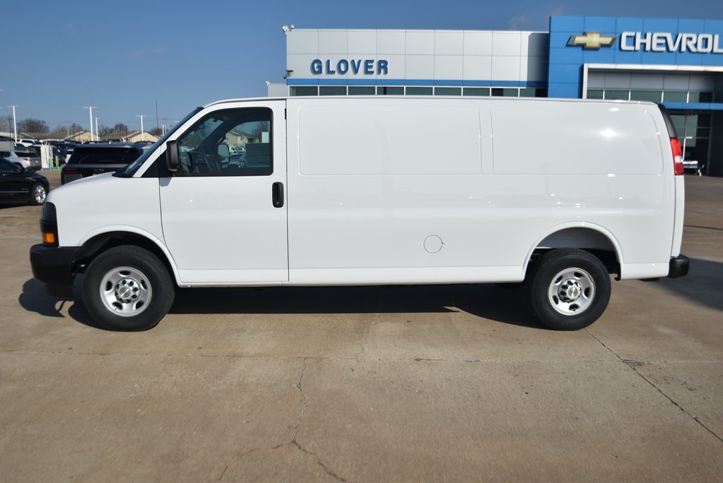 New 2026 Chevrolet Express 2500 Empty Cargo Van - photo 9