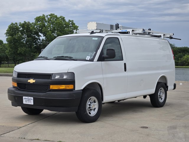 New 2025 Chevrolet Express 2500 - photo 2
