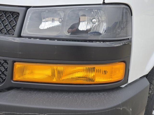 New 2025 Chevrolet Express 2500 Empty Cargo Van - photo 6