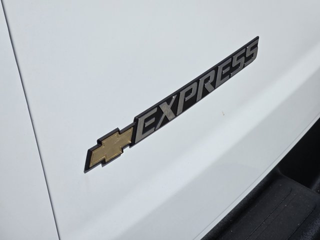 New 2025 Chevrolet Express 2500 Empty Cargo Van - photo 7