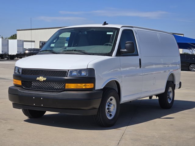 New 2025 Chevrolet Express 2500 - photo 2