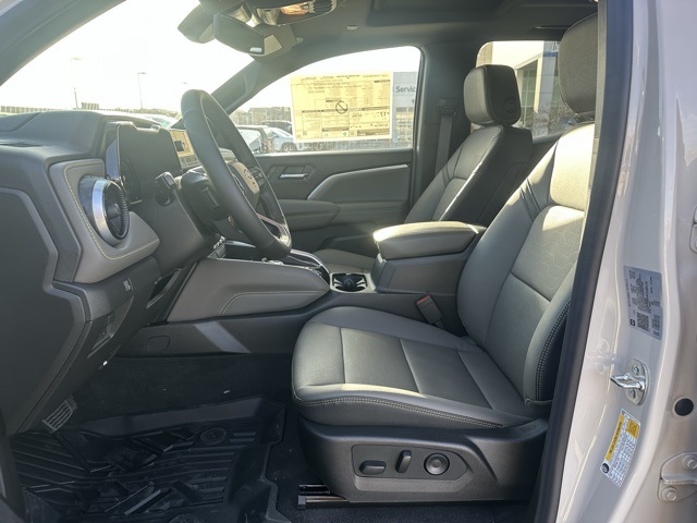 New 2026 Chevrolet Colorado - photo 2