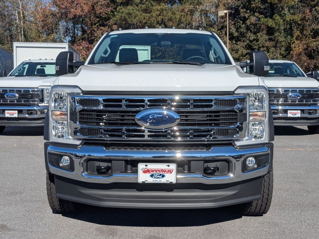 New 2026 Ford F-600 - photo 2