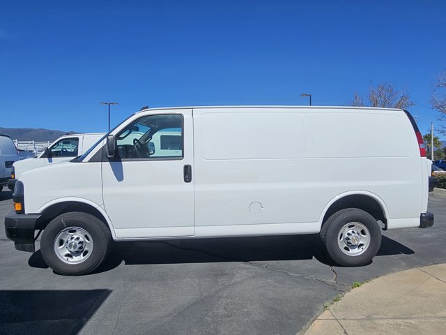 New 2024 Chevrolet Express 2500 Empty Cargo Van - photo 4