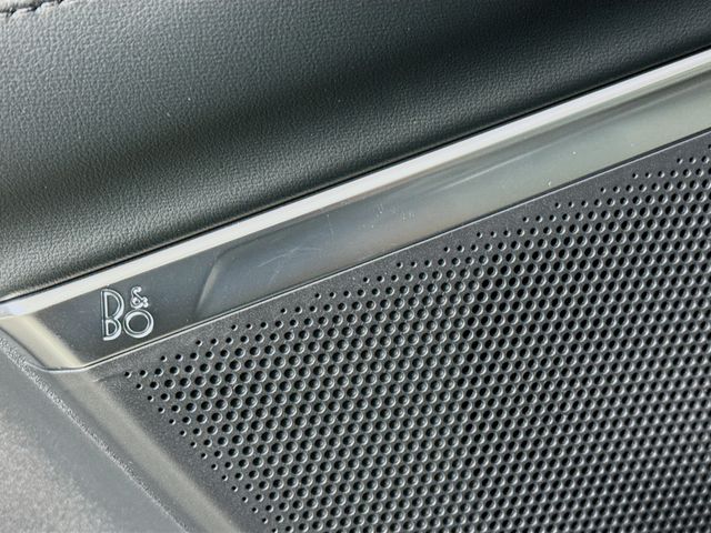 New 2025 Ford Expedition - photo 2