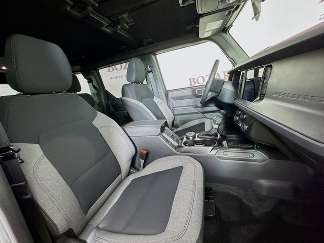 New 2025 Ford Bronco - photo 2