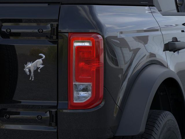 New 2026 Ford Bronco Base - photo 27