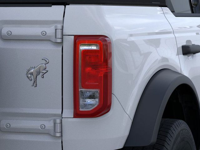 New 2026 Ford Bronco Base - photo 27