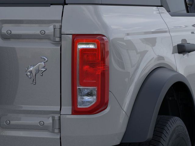 New 2026 Ford Bronco Base - photo 27