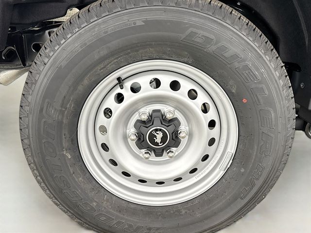 New 2026 Ford Bronco Base - photo 33