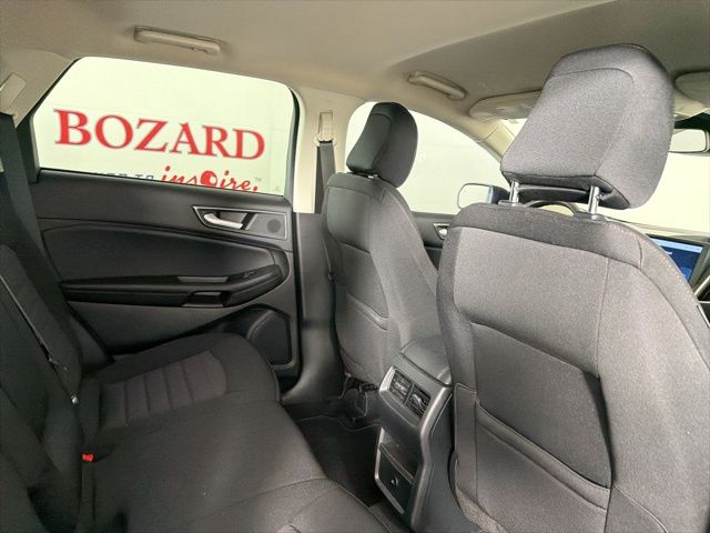 Used 2024 Ford Edge SE - photo 19