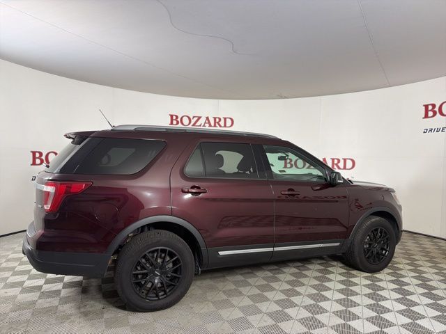 Used 2019 Ford Explorer XLT - photo 9