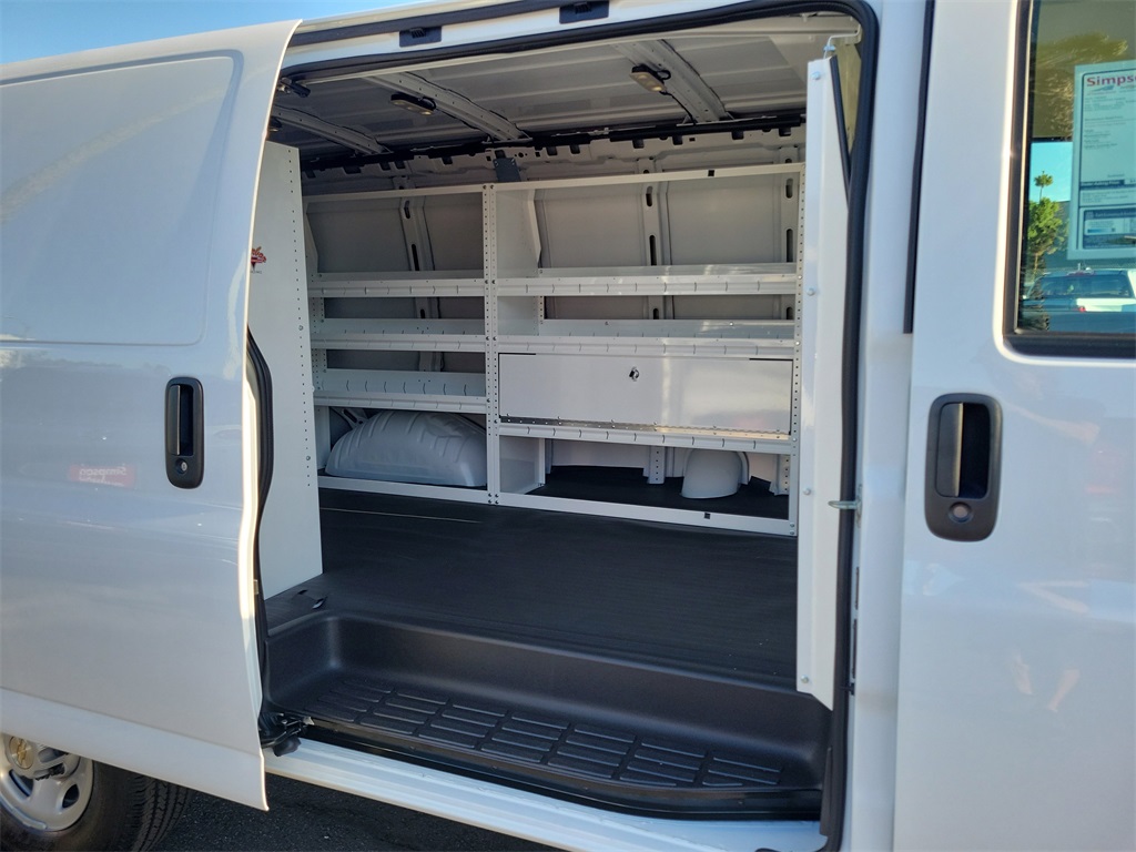 New 2025 Chevrolet Express 2500 Empty Cargo Van - photo 3