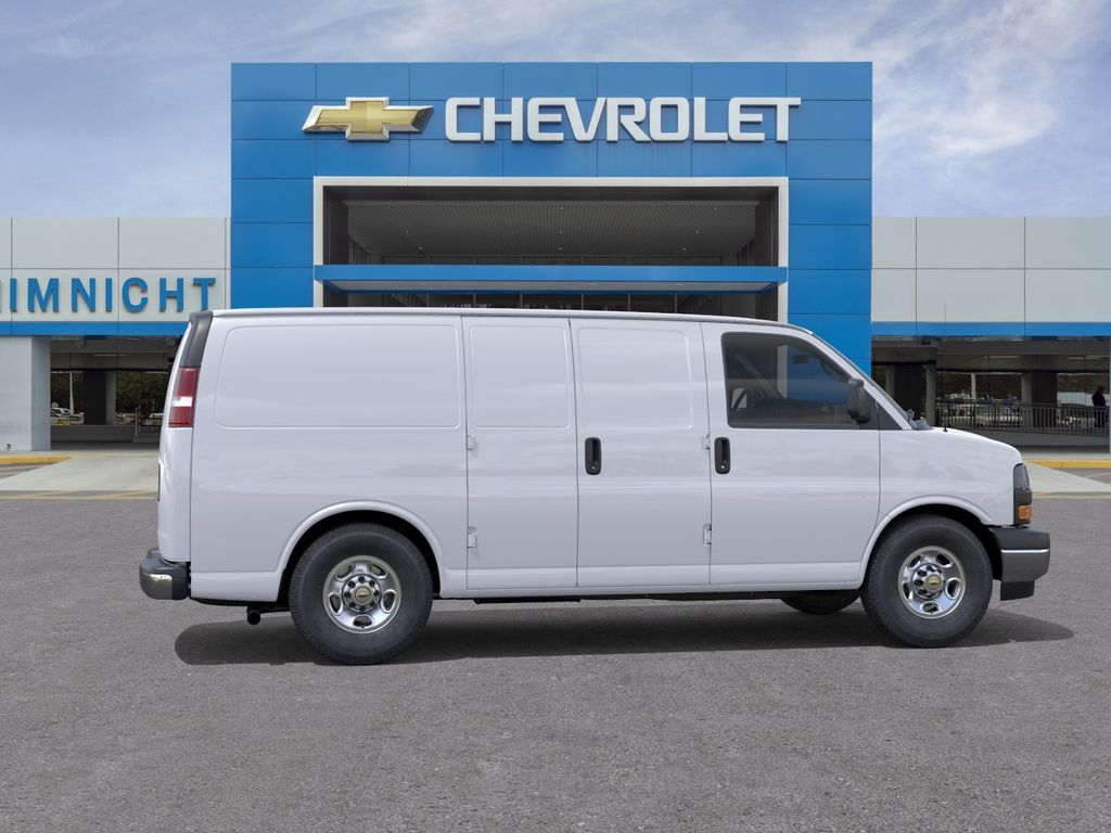 New 2026 Chevrolet Express 2500 Empty Cargo Van - photo 5