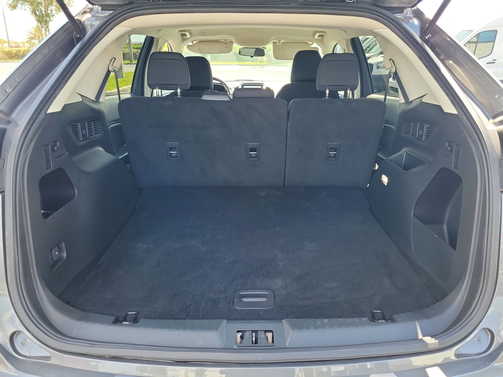 Used 2024 Ford Edge SE - photo 7