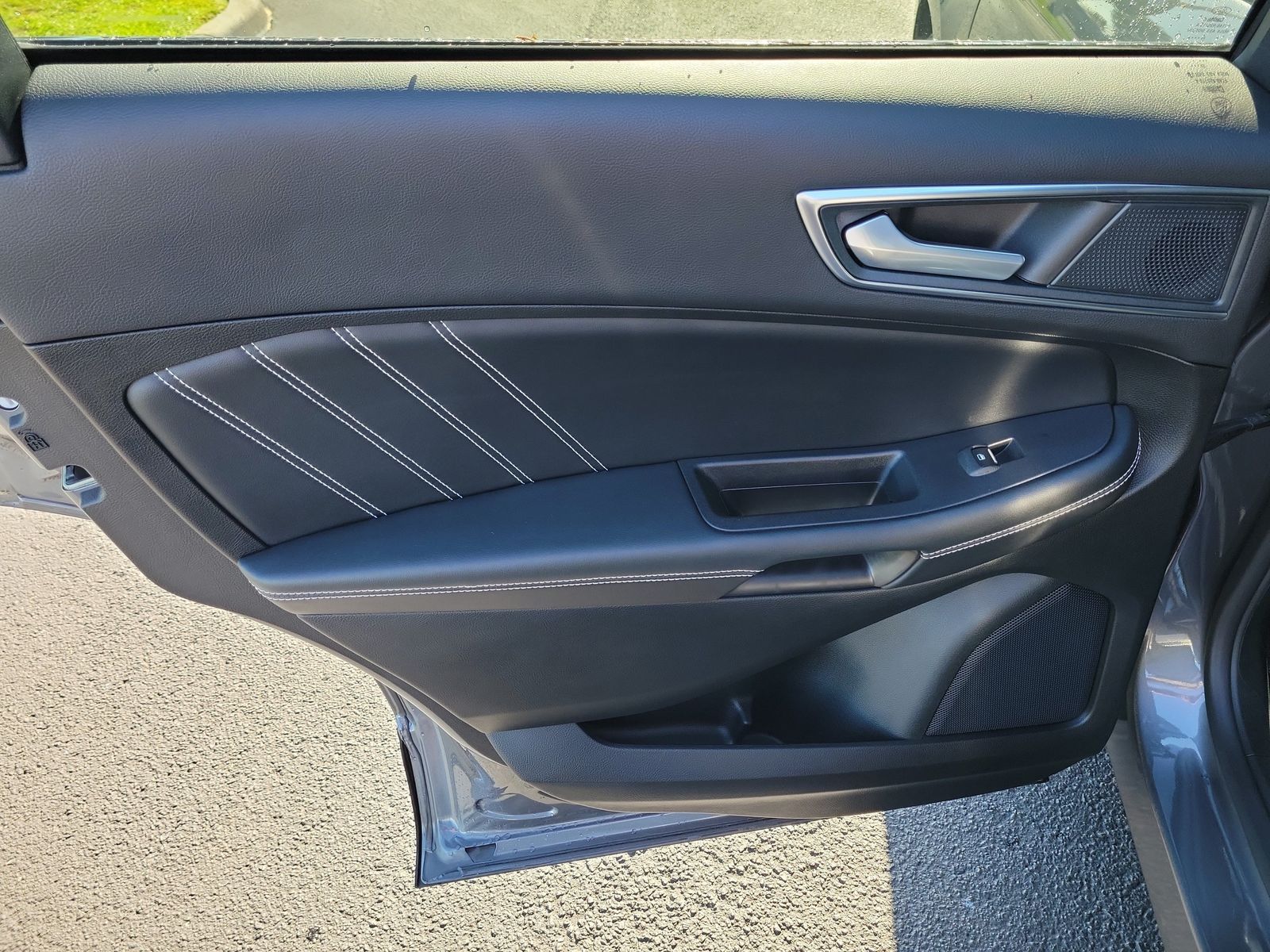 Used 2024 Ford Edge ST - photo 9