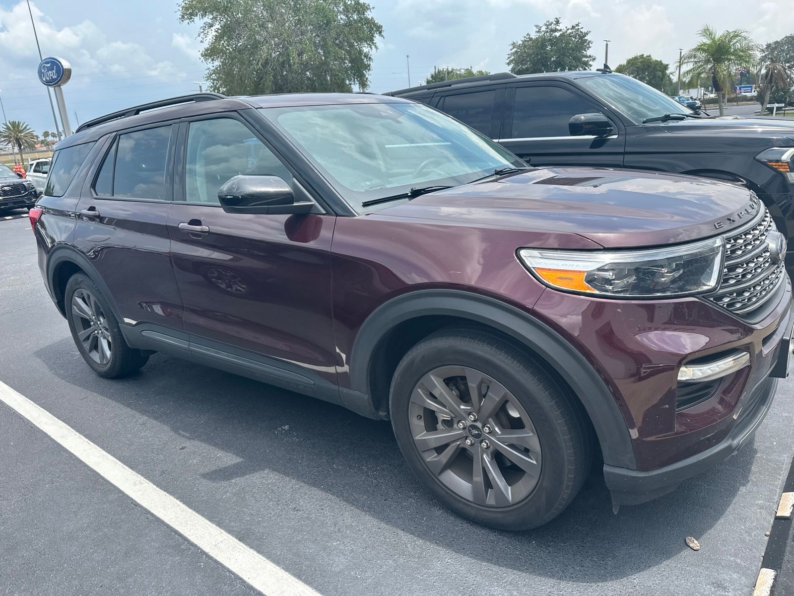 Used 2022 Ford Explorer XLT - photo 4