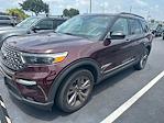Used 2022 Ford Explorer XLT thumbnail 2