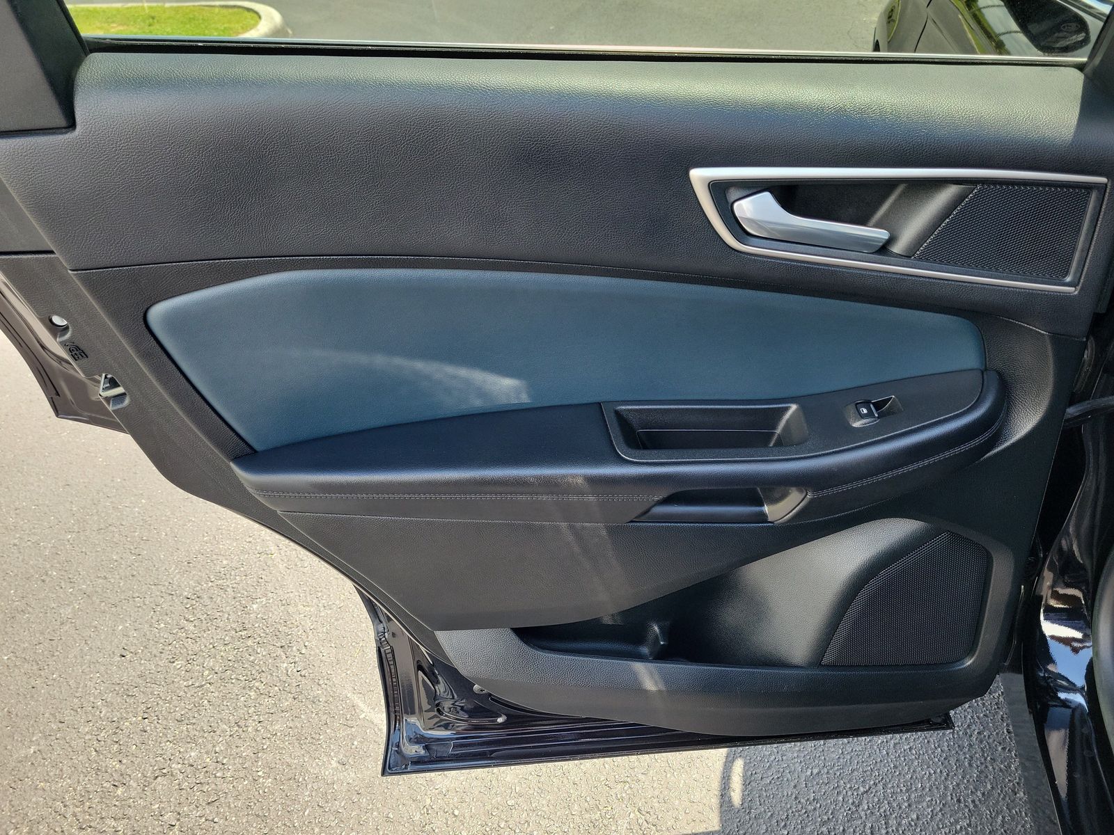 Used 2022 Ford Edge SEL - photo 10