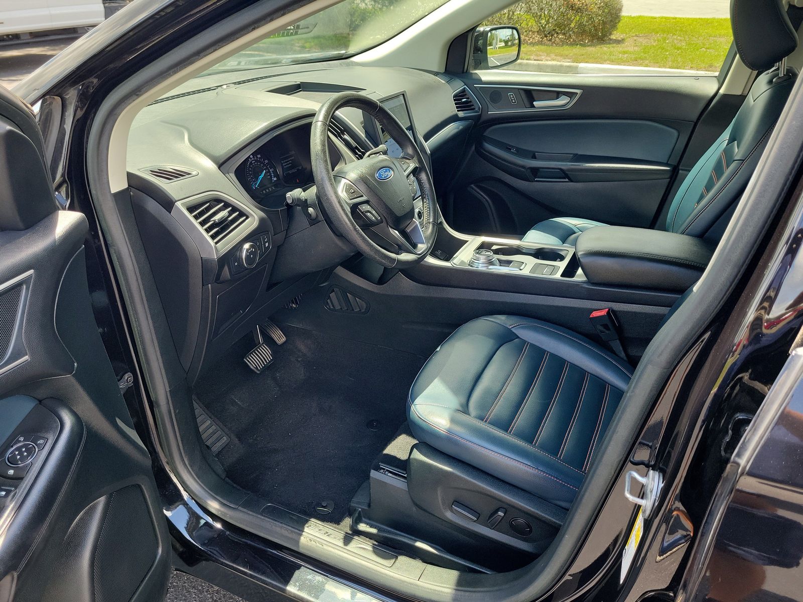 Used 2022 Ford Edge SEL - photo 17