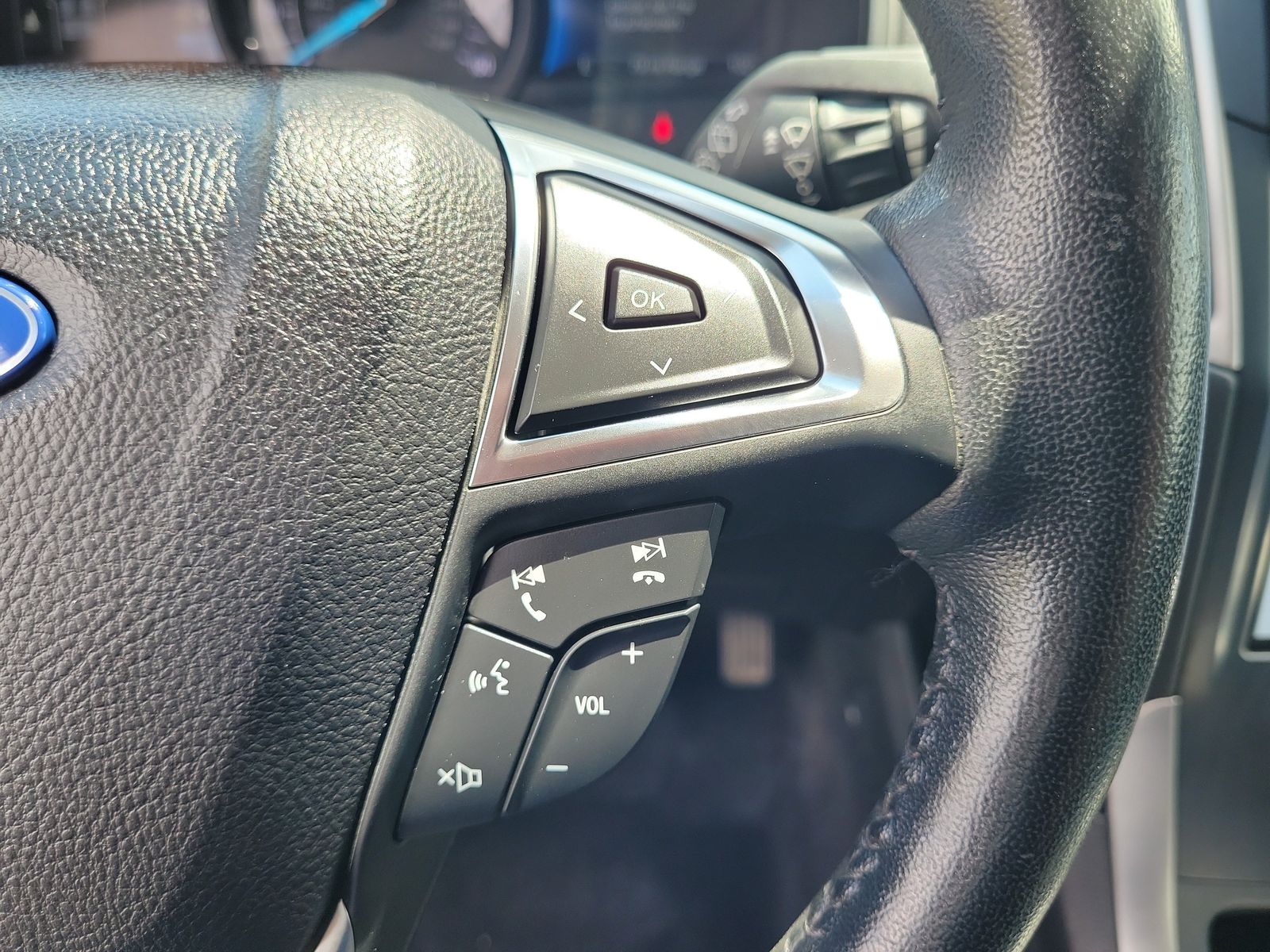 Used 2022 Ford Edge SEL - photo 22