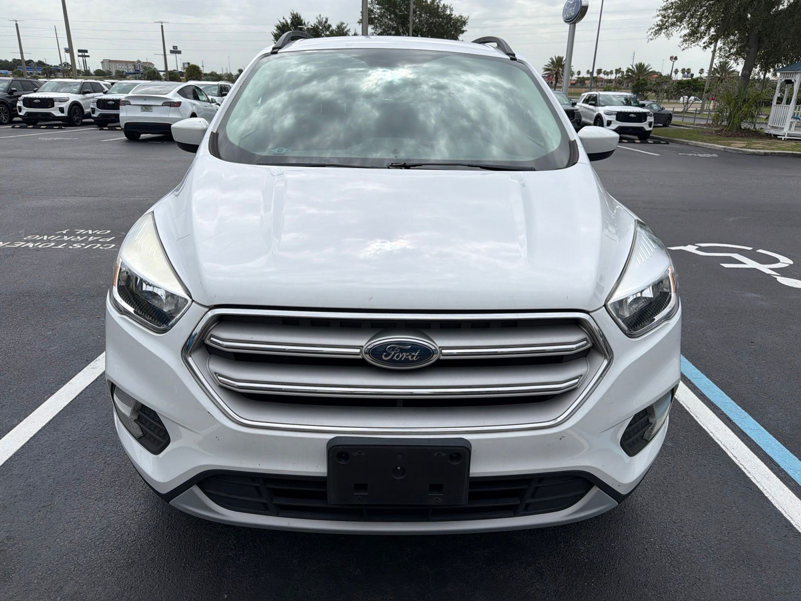 Used 2018 Ford Escape SE - photo 7