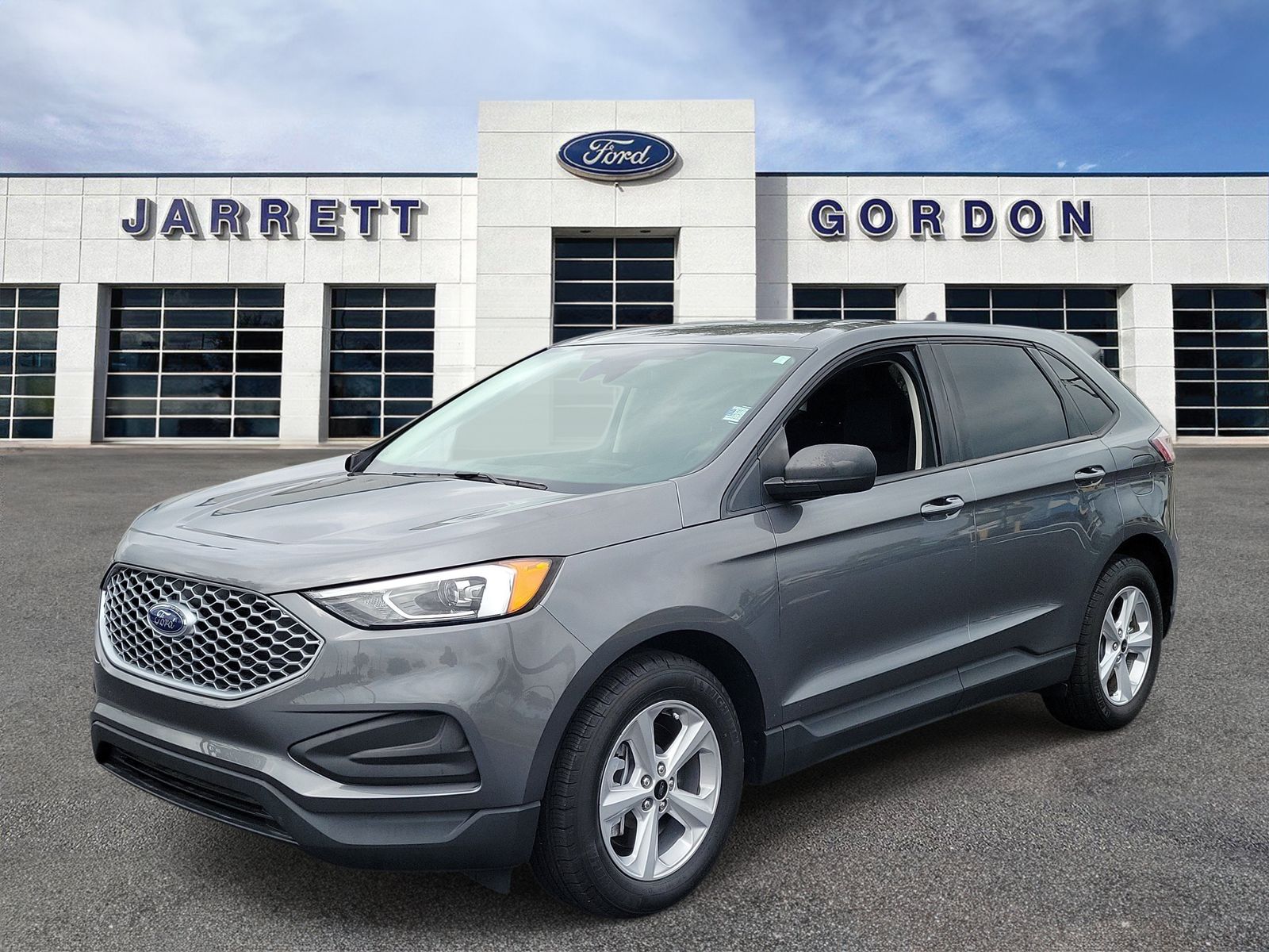 Used 2024 Ford Edge - photo 2