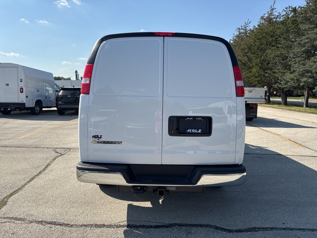 New 2025 Chevrolet Express 3500 Empty Cargo Van - photo 5