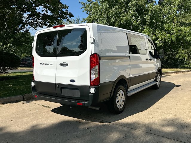 Used 2024 Ford Transit 250 Low Roof Empty Cargo Van - photo 7