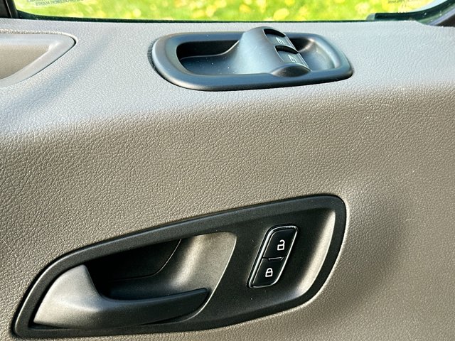 Used 2023 Ford Transit 250 - photo 1