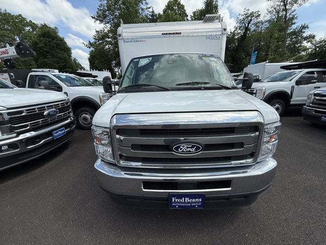 New 2026 Ford E-350 - photo 2