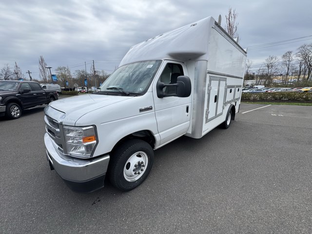 New 2026 Ford E-350 - photo 1