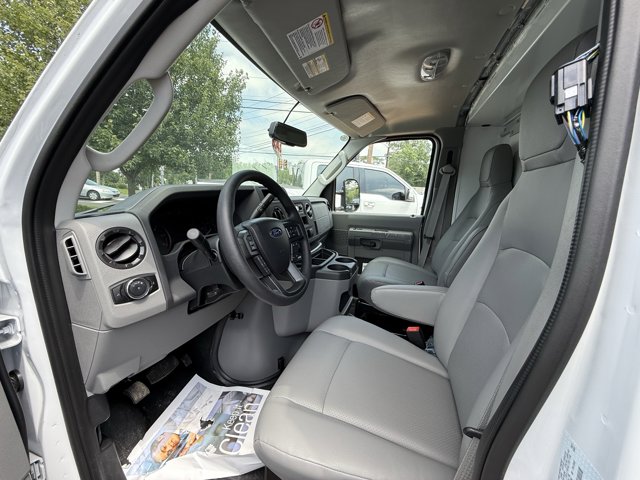 New 2026 Ford E-350 Cutaway - photo 10