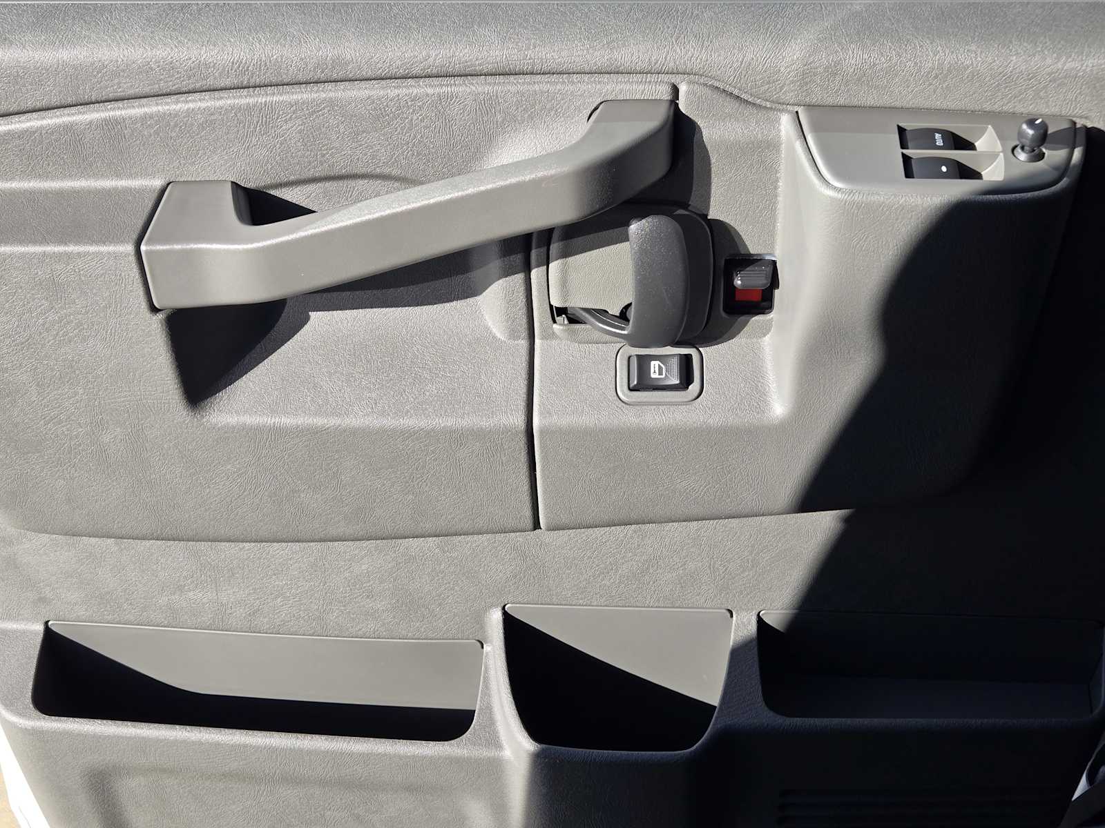 New 2026 Chevrolet Express 2500 Empty Cargo Van - photo 20