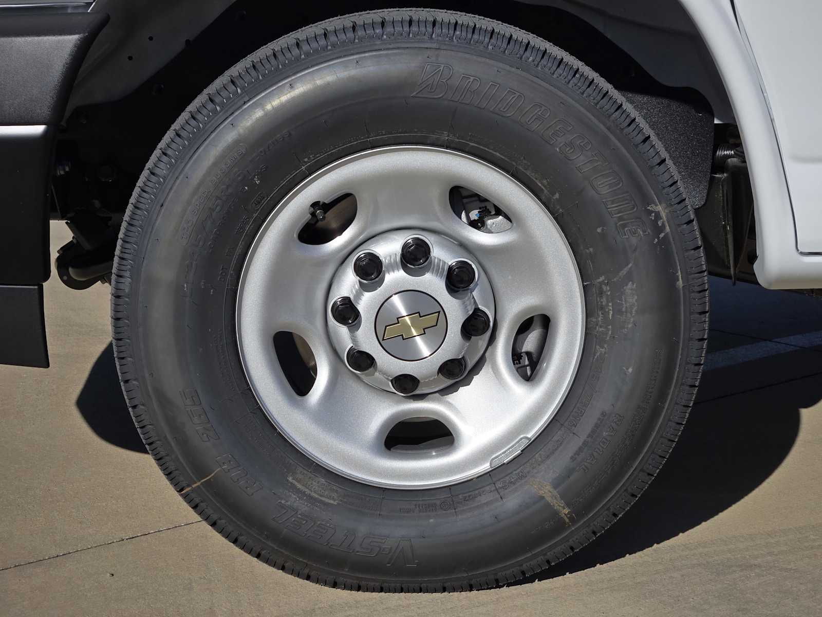 New 2026 Chevrolet Express 2500 Empty Cargo Van - photo 8