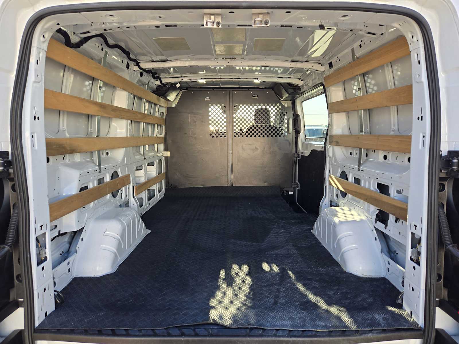 Used 2024 Ford Transit 250 Low Roof Empty Cargo Van - photo 31
