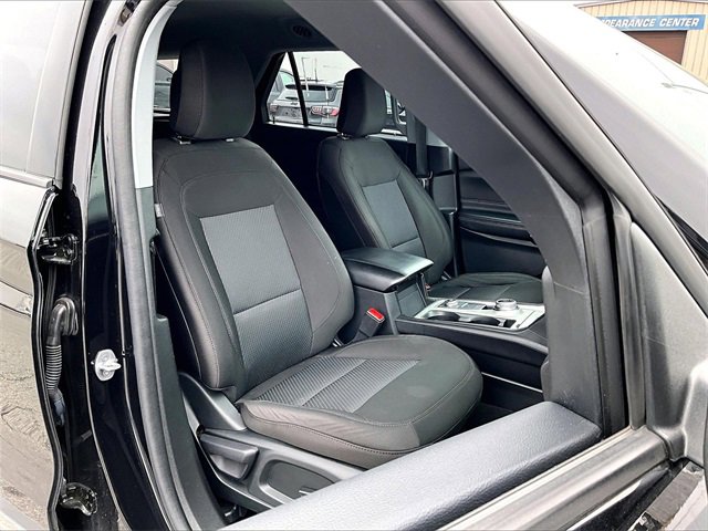 Used 2023 Ford Explorer XLT - photo 10
