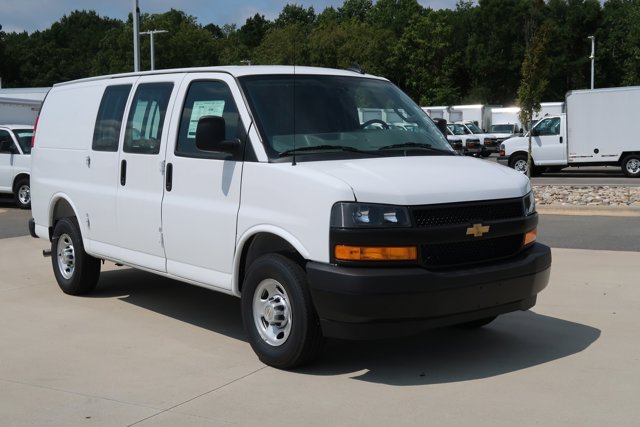 New 2025 Chevrolet Express 2500 - photo 2
