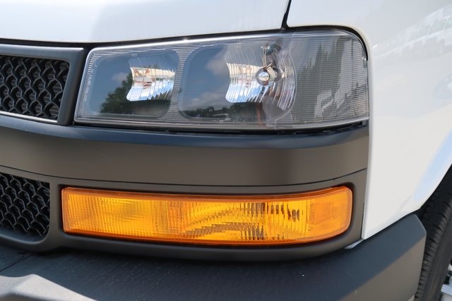 New 2025 Chevrolet Express 2500 Empty Cargo Van - photo 4