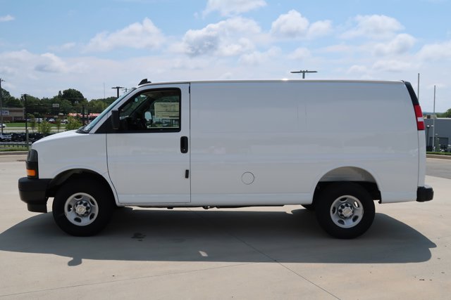 New 2025 Chevrolet Express 2500 Empty Cargo Van - photo 5