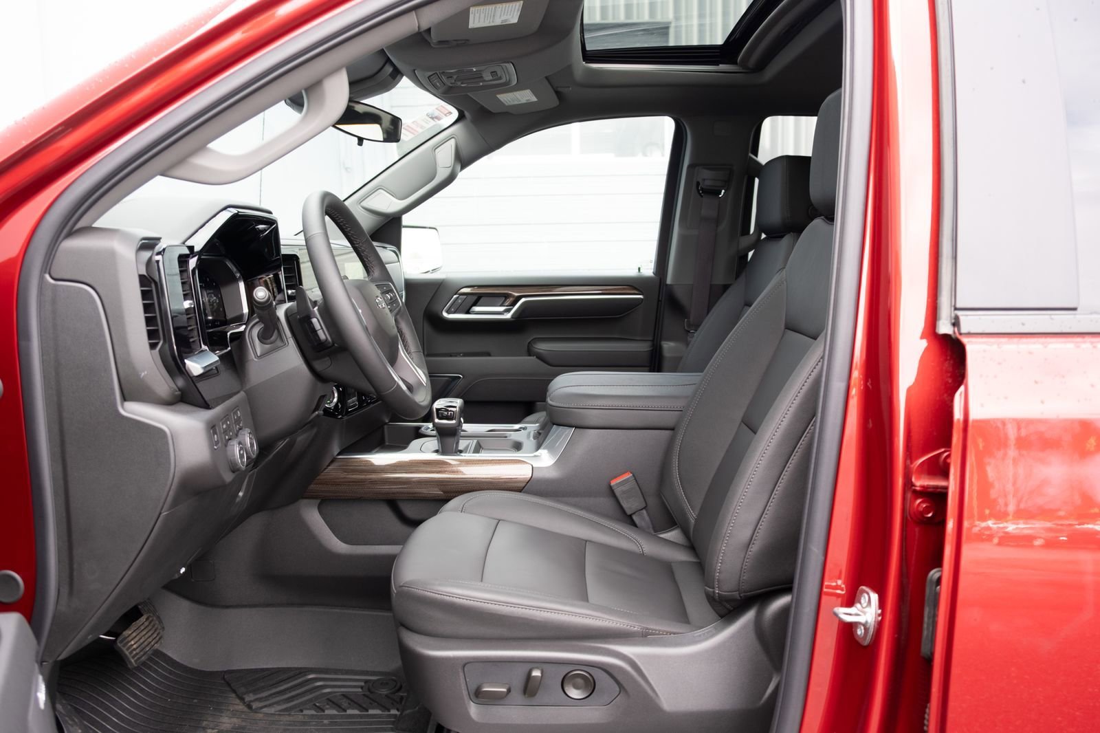 New 2026 Chevrolet Silverado 1500 LT Crew Cab - photo 11