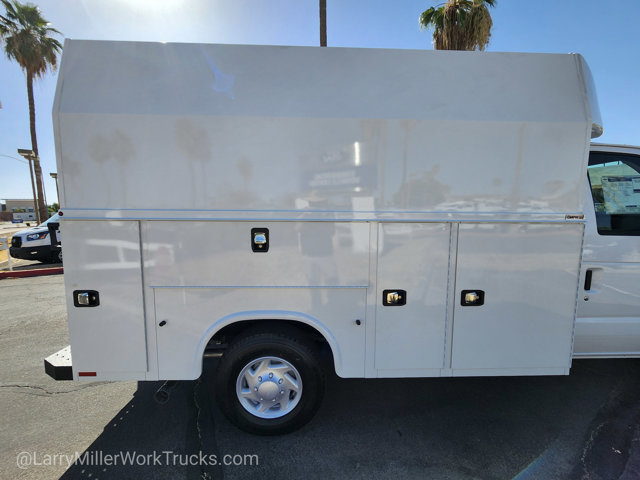 New 2026 Ford E-350 Cutaway - photo 20