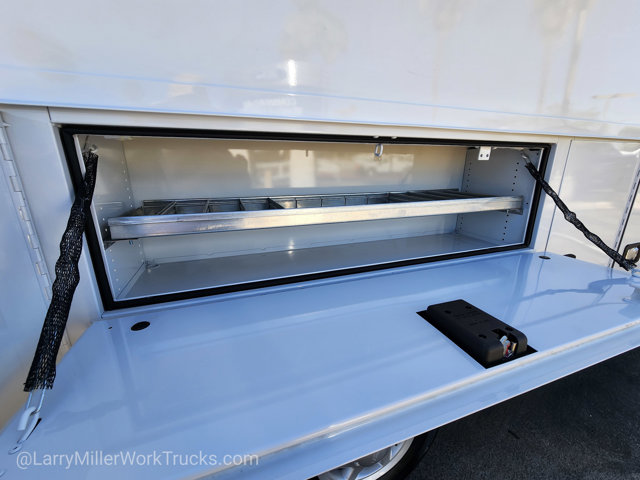New 2026 Ford E-350 Cutaway - photo 22