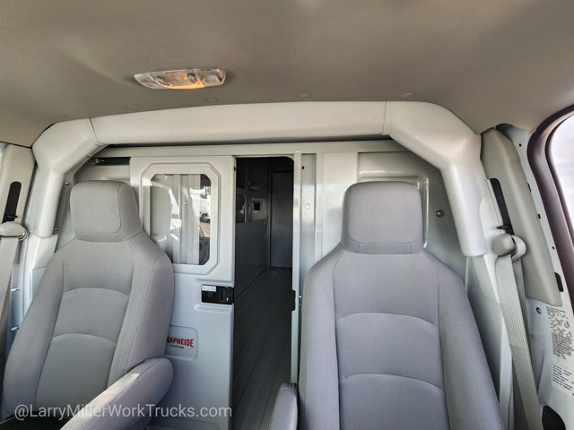 New 2026 Ford E-350 Cutaway - photo 37