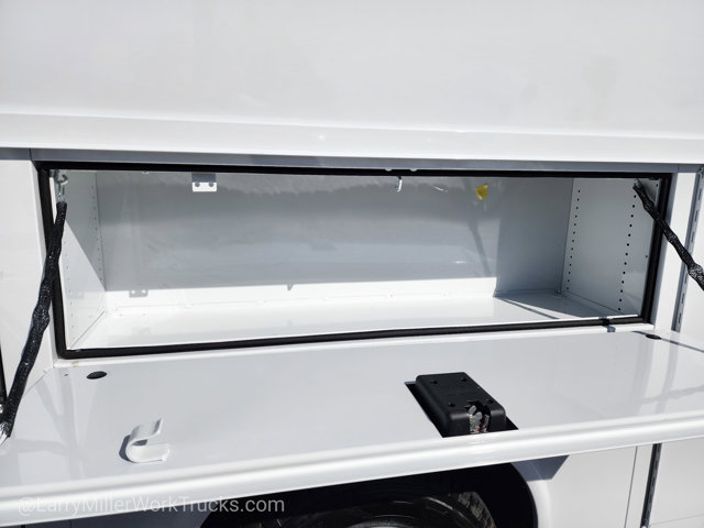 New 2026 Ford E-350 Cutaway - photo 6